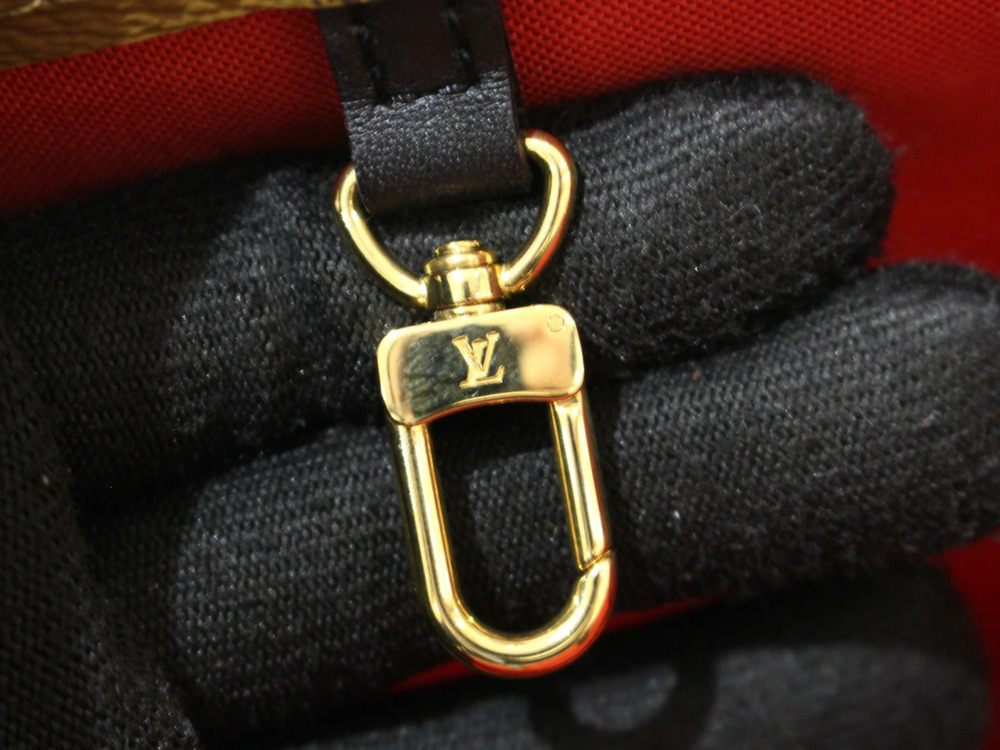 LOUIS VUITTON On The Go Monogram Reverse Canvas Tote Bag Hobo Brown LV